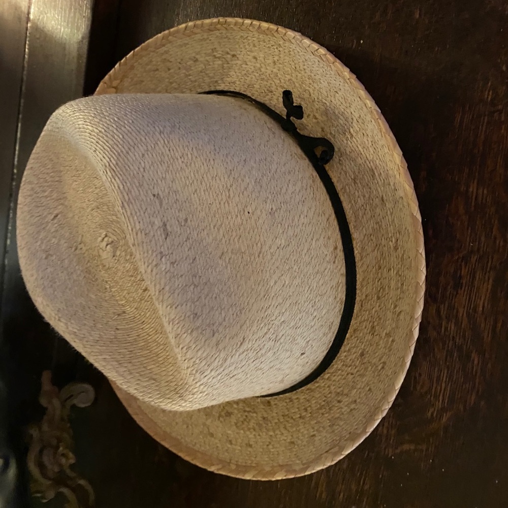 Hat - Picture 2 of 4